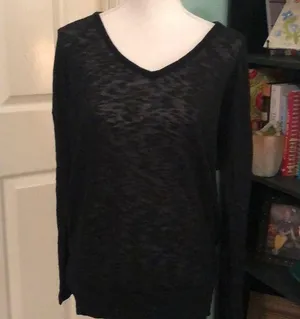 Old Navy lightweight sweater thumbnail 1