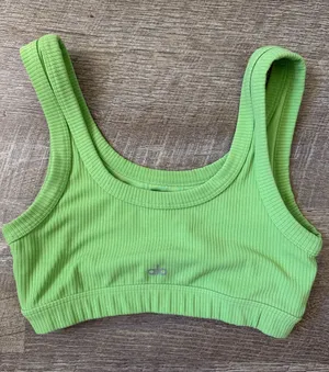 ALO Yoga Wellness Sports Bra Size M thumbnail 1