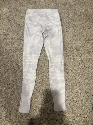 Lululemon Wunder Under High-Rise Leggings 28" thumbnail 2