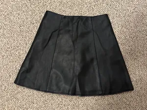 Black Faux Leather Button-Front Mini Skirt thumbnail 5