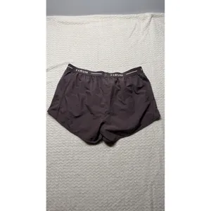 Under Armour HeatGear Women XL Running Shorts Dark Mauve Loose Fit 4534 thumbnail 4