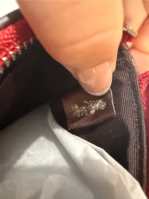 Coach Red Patent Leather Zip Wristlet thumbnail 8