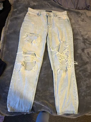 Aeropostale Ripped “Mom” Jeans thumbnail 1