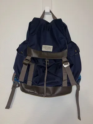 Wenzel Navy Blue Hiking Camping Backpack Outdoor Travel Daypack thumbnail 1