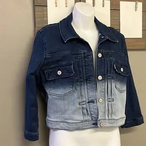 Levi’s Strauss & Co Blue Ombré Cropped 3/4 Sleeve Jean Button Down Jacket- Large thumbnail 4