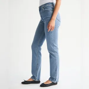 Abercrombie and Fitch 90’s Straight thumbnail 3