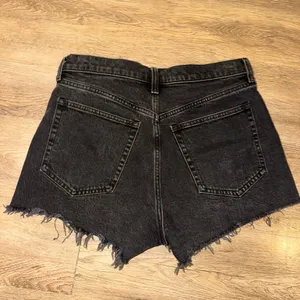 Abercrombie Mom High-Rise Shorts thumbnail 2