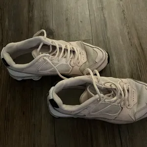 Women’s Nike Shox Enigma 9000 Barely Rose Running Shoes BQ9001-600 Sz 8 thumbnail 3