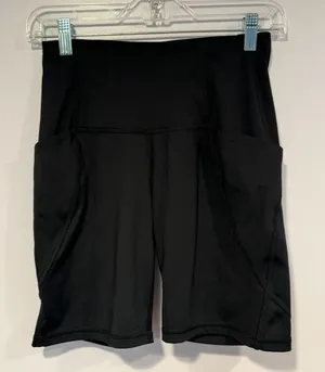 Black‎ all in motion pocket biker shorts thumbnail 1