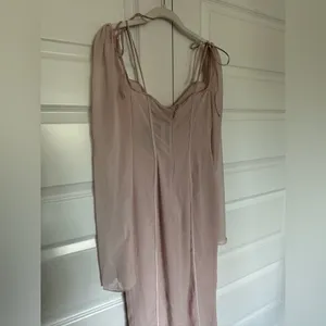House of CB Ophelia Midi‎ Dress in Blush Size Small NWT thumbnail 12