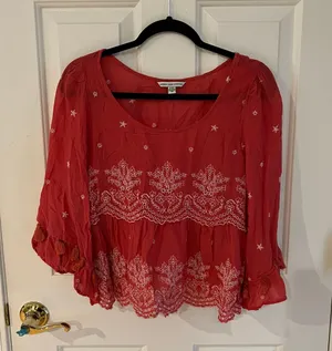 American Eagle Outfitters Top thumbnail 1