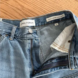 Denim forum carpenter jeans from Aritzia thumbnail 2