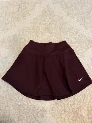Nike One Women's Dri-FIT Skirt Burgundy Size M thumbnail 4