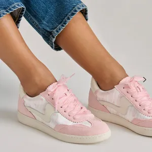 NEW Altar’d State Notice Sneakers By Byrdie Golf x Dolce Vita Size 8.5 NWT thumbnail 2