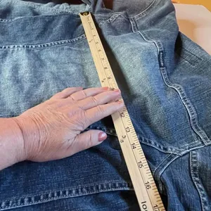Vintage Silver clothing Company size M made in Canada denim jacket. thumbnail 9