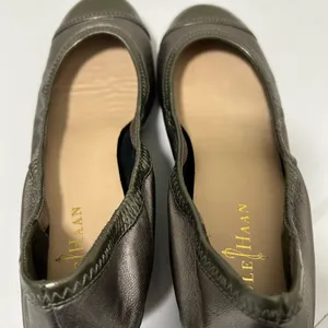 Cole Haan Silver Wedge Pumps Size 7 thumbnail 11