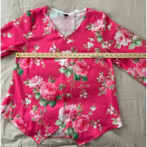 Floral V-Neck Blouse Magenta Pink Rose Print Asymmetrical Hem Top XL thumbnail 5