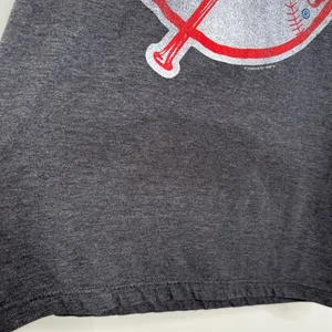 Genuine Merchandise New York Yankees Baseball Gray T Shirt Distressed Women’s Size Small thumbnail 3