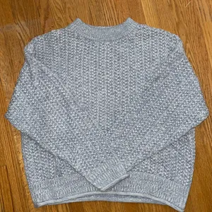 Universal Threads Blue sweater thumbnail 1