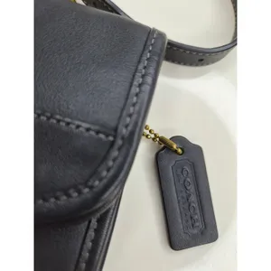 ​Coach CA359 Cut Out Handle Clutch Crossbody Bag Black Leather Removable Chain thumbnail 3