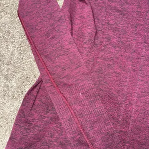 Lululemon Swiftly Tech Long Sleeve Women 4 Burgundy Good Thumbholes Heathered thumbnail 3