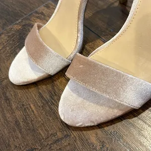 Apt 9 Blush Pink Velvet Open Toe Heel Sandals Size 6.5 – NWOT thumbnail 3