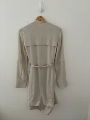 Aritzia babaton flowy trench coat thumbnail 2