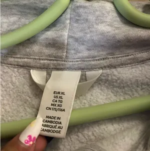 Grey Zip-Up H&M thumbnail 3