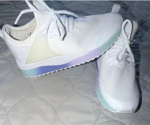 Puma Sneakers thumbnail 1