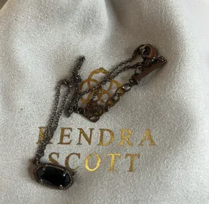 Kendra Scott Necklace thumbnail 2