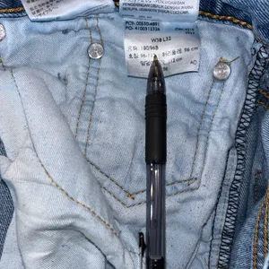 Funky Levi’s 550 Cutoff Jean Shorts! thumbnail 4