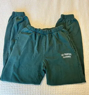 Sweatpants thumbnail 2