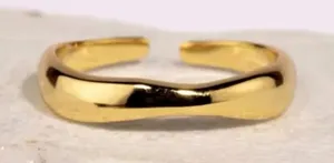 Boutique NEW‎ 14k Yellow Gold Plated 925 Silver Wave Stacking Band Ring thumbnail 1