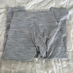 Lululemon Cropped Leggings thumbnail 2