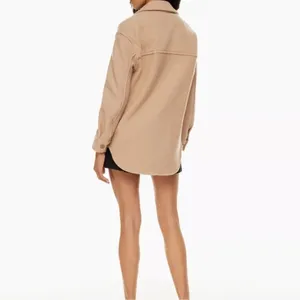 Aritzia Wilfred Free 100% Organic Cotton The Ganna Shaket, tan , oversized S thumbnail 3