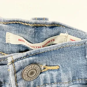Levis Size 27 Medium Wash Mid Length Denim‎ Jean Shorts Cuffed thumbnail 2