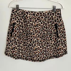 LouKeith‎ Leopard Print Women's Skort size large Black thumbnail 1