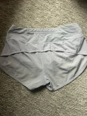 Lululemon Speed Up Shorts 2.5" Low-Rise thumbnail 2