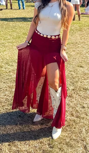 SheIn Red skirt thumbnail 1