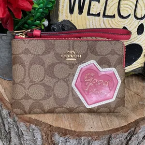 Authentic COACH Signature coated canvas/leather heart( good times) zip wristlet thumbnail 4