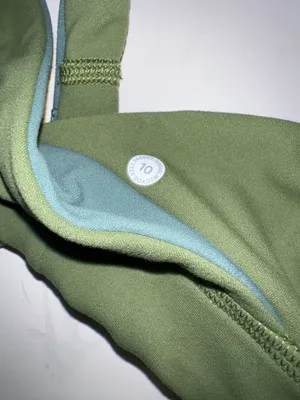 Lululemon Sports Bra thumbnail 4
