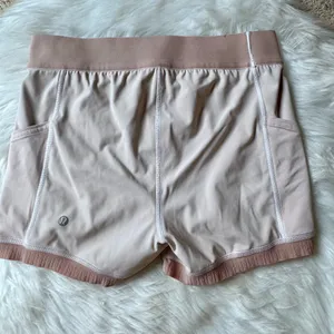 Lululemon Morning Match Short 3.5" Size 8 (RARE ITEM ESP IN THIS COLOR) thumbnail 2