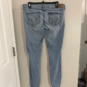 Hollister Women's Light Blue Skinny Jeans 30 x 31 thumbnail 5