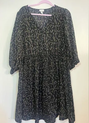 Ava & Viv Black Floral Long Sleeve Dress thumbnail 1