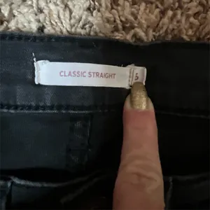 Levi's Dark Black Denim Jeans thumbnail 2