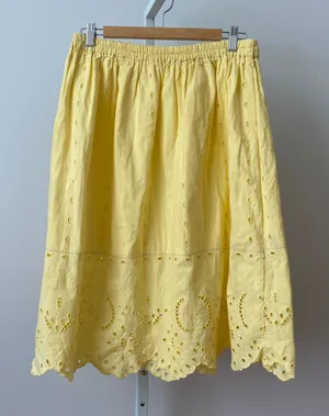 VTG Butter Yellow M Skirt Eyelet Lace Scalloped Hem Midi Cottagecore Boho‎ thumbnail 1