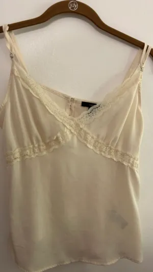 Tan Lace Top Size M thumbnail 1