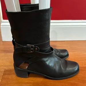 Stuart Weitzman soft Leather Round Toe Buckle‎ Moto Boots Women's size 7.5 thumbnail 4