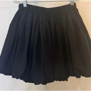 MABLE Poplin Bubble Mini Skirt in Black sz. S thumbnail 5