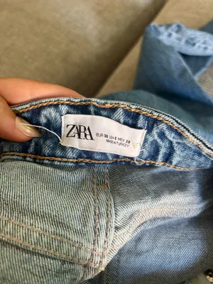 ZARA Mom Jeans High-Rise thumbnail 3